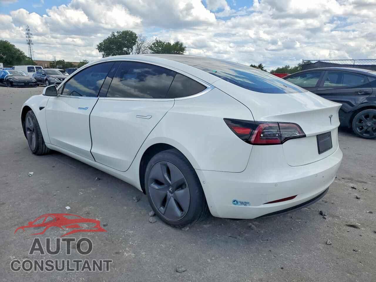 TESLA MODEL 3 2019 - 5YJ3E1EA7KF426584
