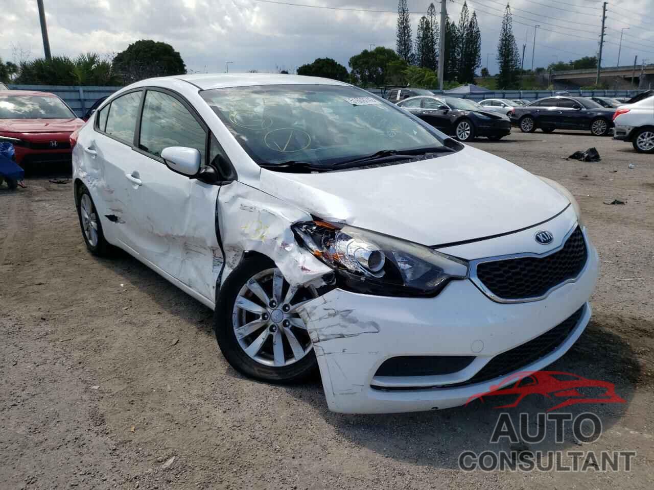 KIA FORTE 2016 - KNAFX4A64G5541711