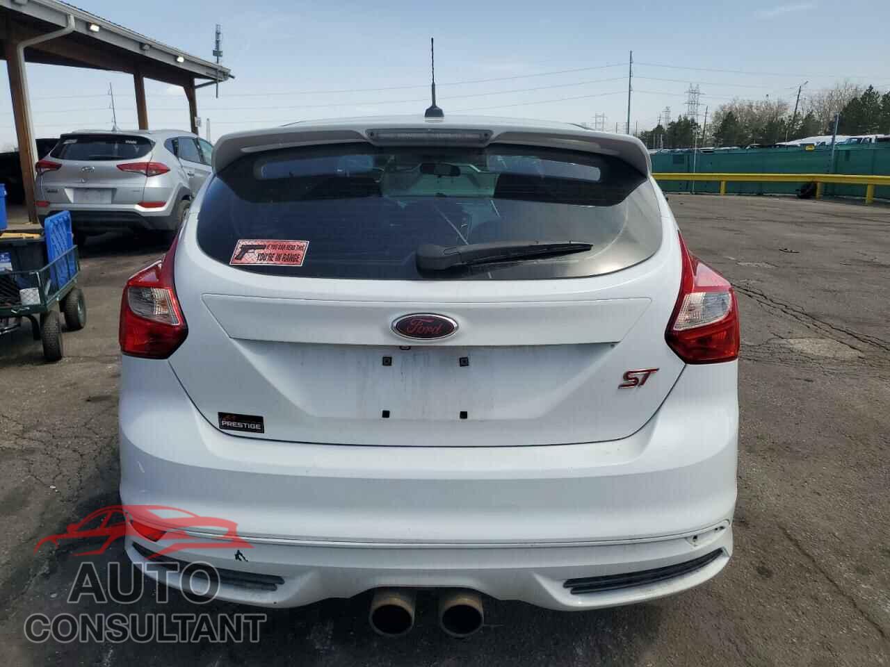FORD FOCUS 2014 - 1FADP3L95EL463935