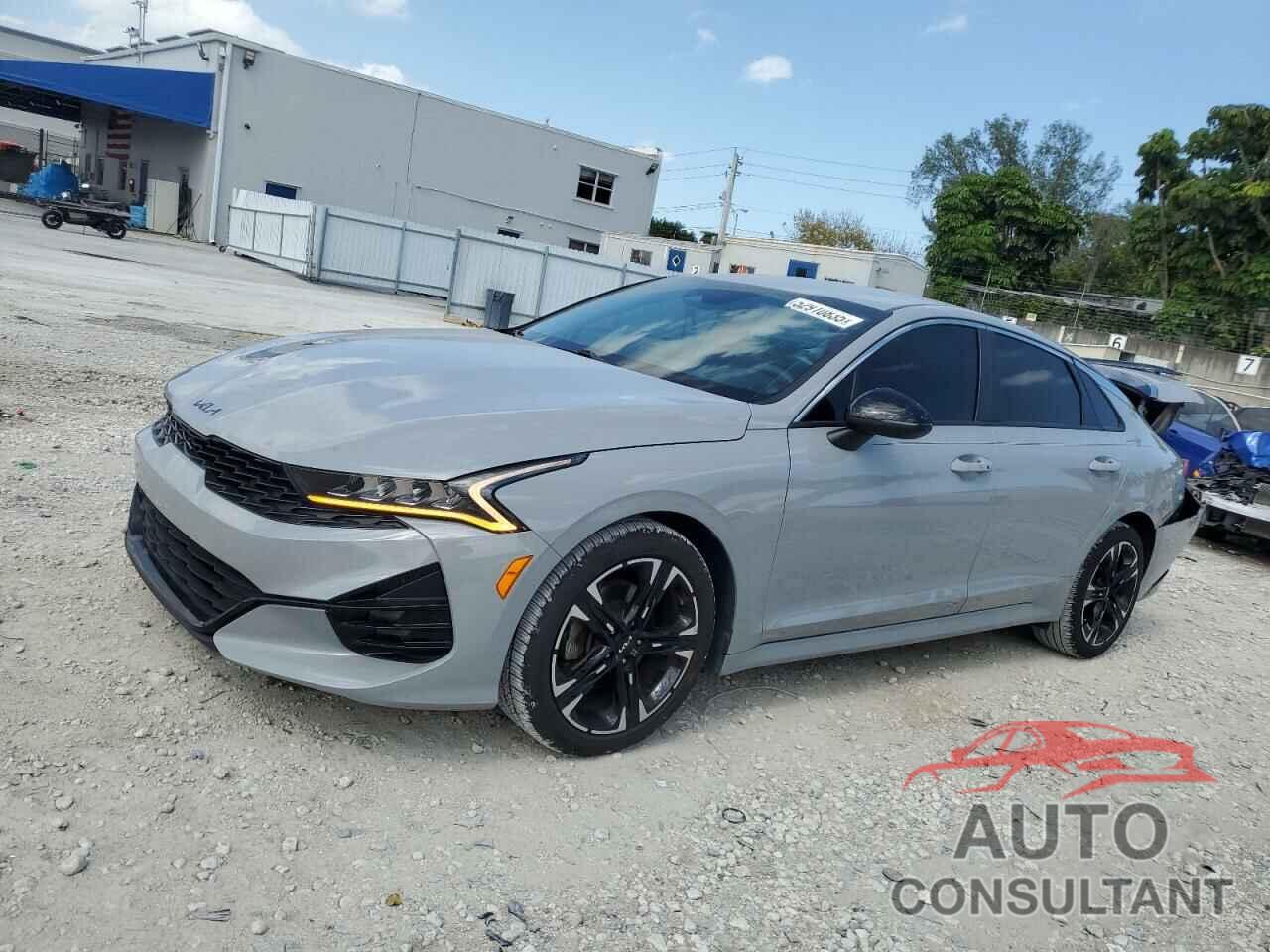 KIA K5 2023 - 5XXG64J26PG202354