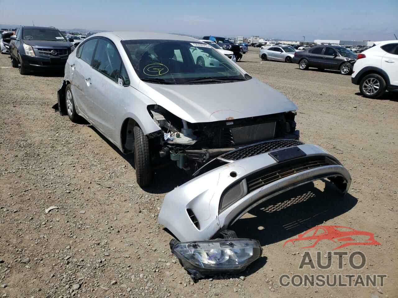 KIA FORTE 2017 - 3KPFK4A76HE026855