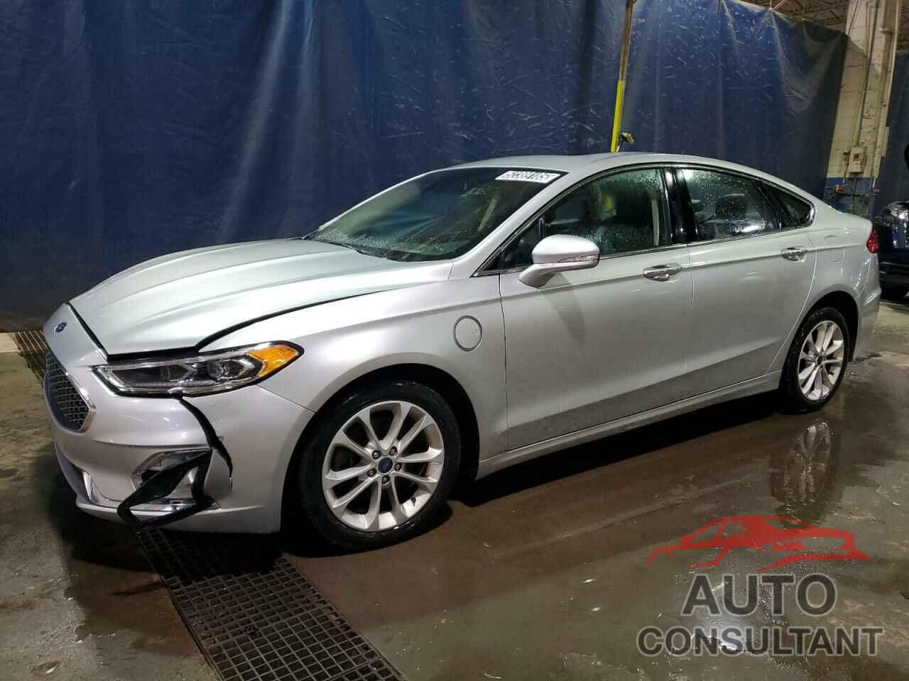 FORD FUSION 2019 - 3FA6P0SU5KR245178