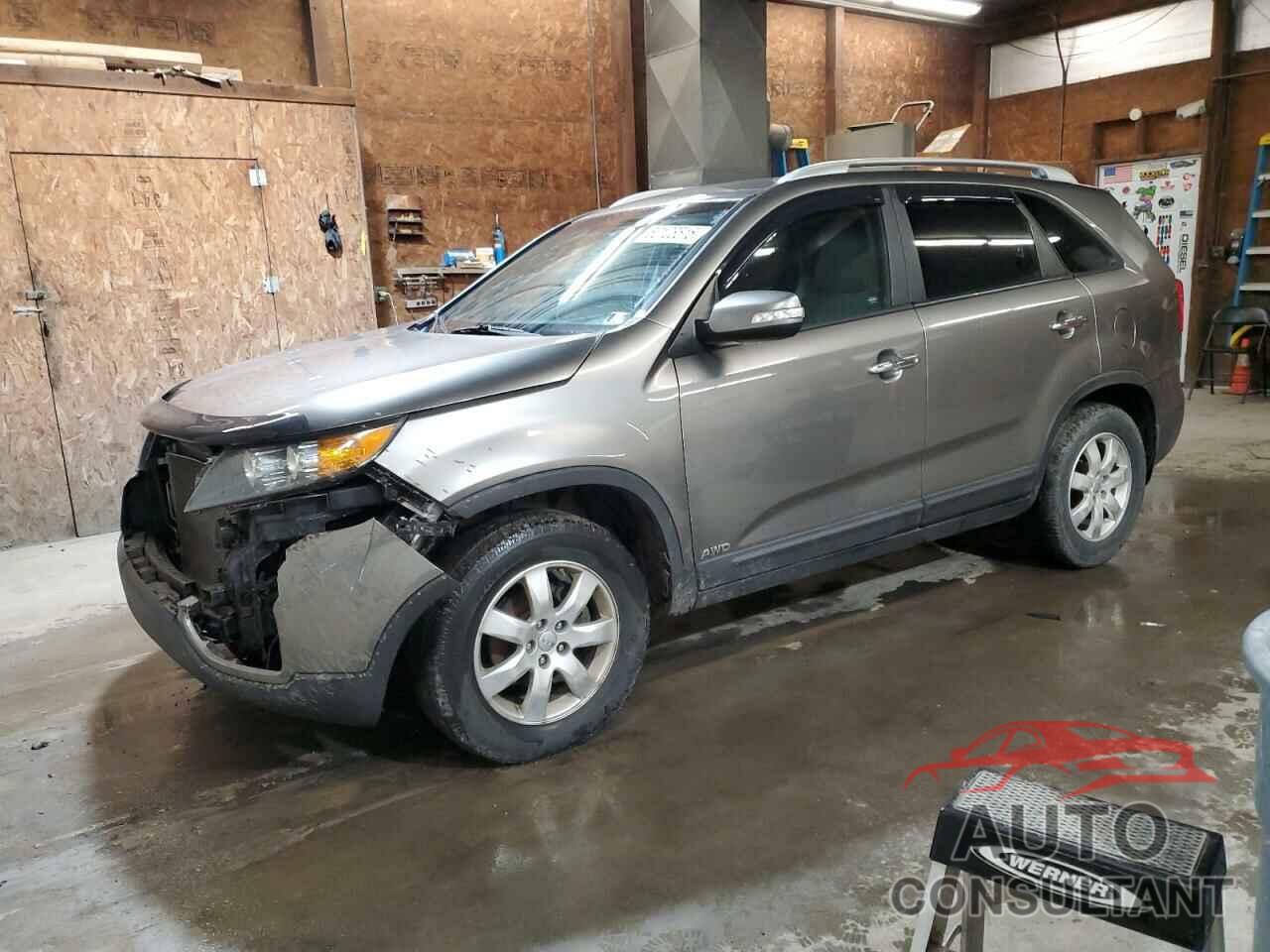 KIA SORENTO 2013 - 5XYKTCA64DG327313