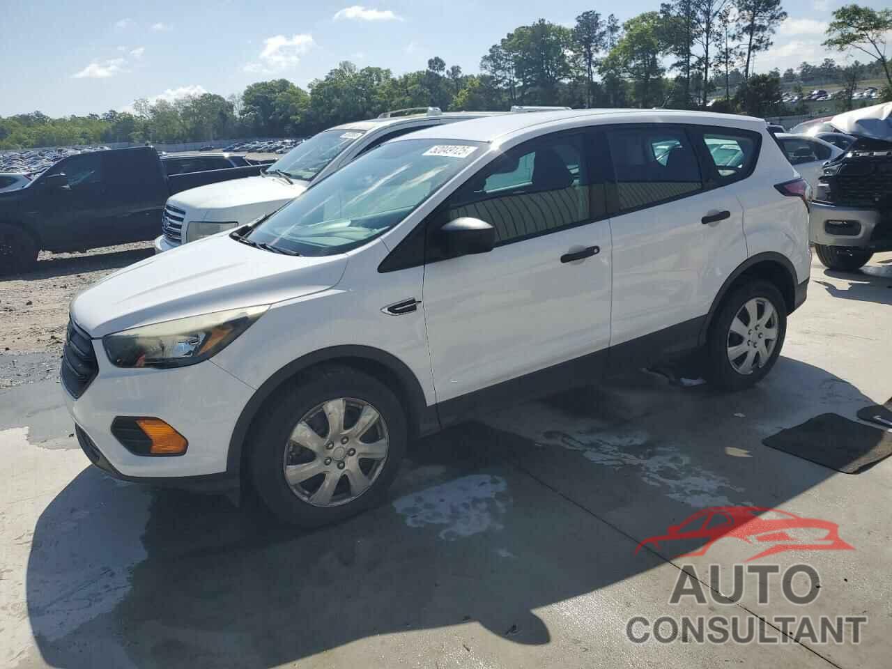 FORD ESCAPE 2018 - 1FMCU0F73JUA69079