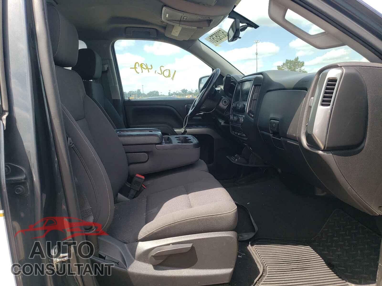 CHEVROLET SILVERADO 2019 - 2GCVKPEC8K1124181