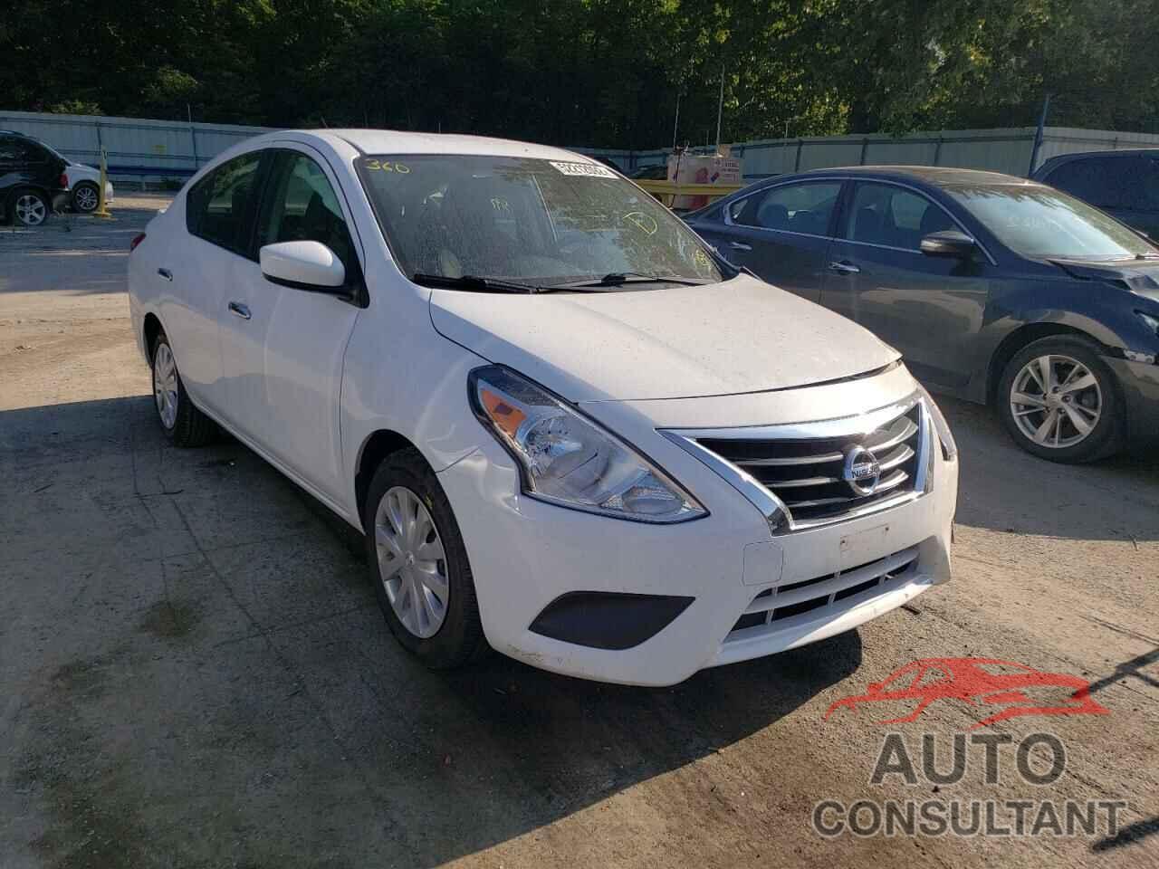 NISSAN VERSA 2018 - 3N1CN7AP5JL801484