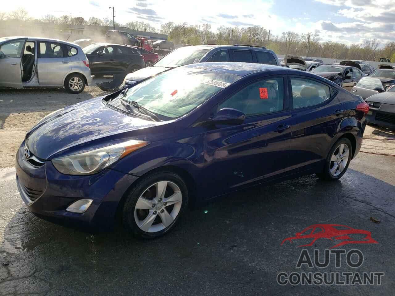 HYUNDAI ELANTRA 2013 - 5NPDH4AE5DH446942