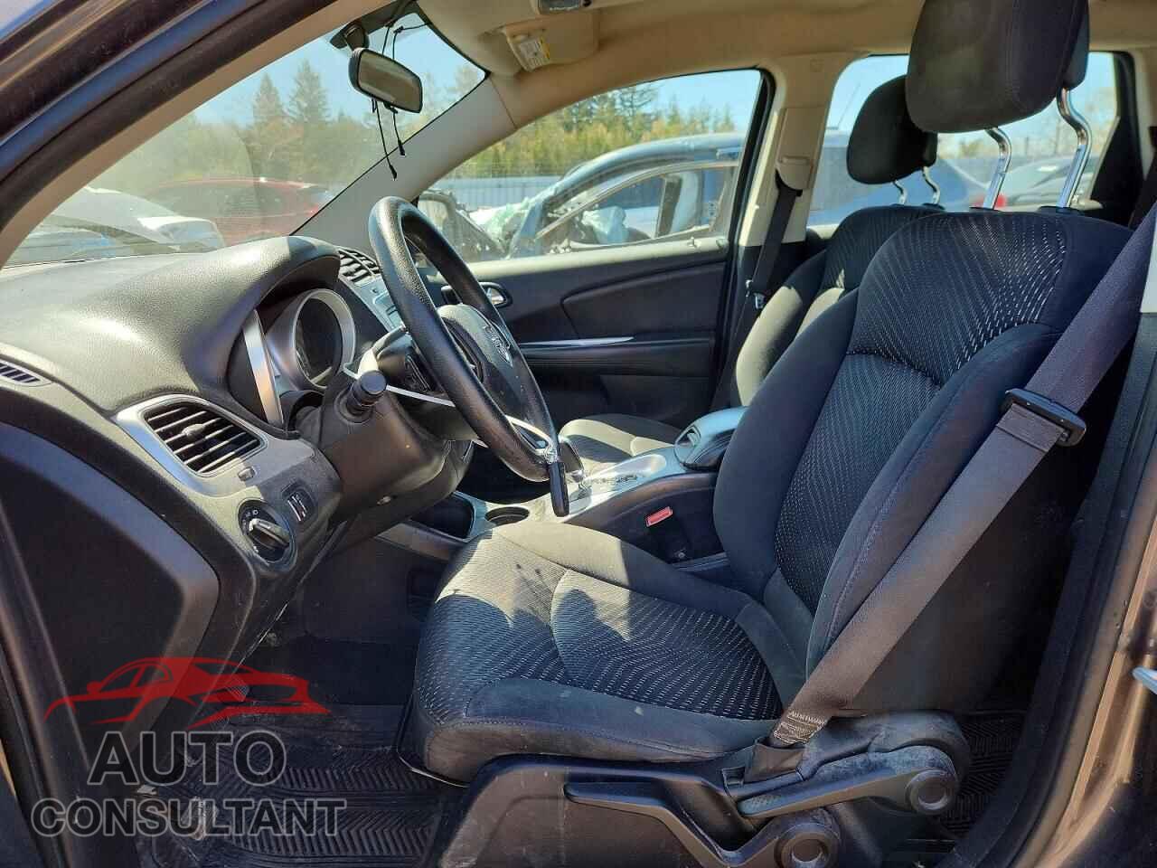 DODGE JOURNEY 2015 - 3C4PDCAB9FT681131