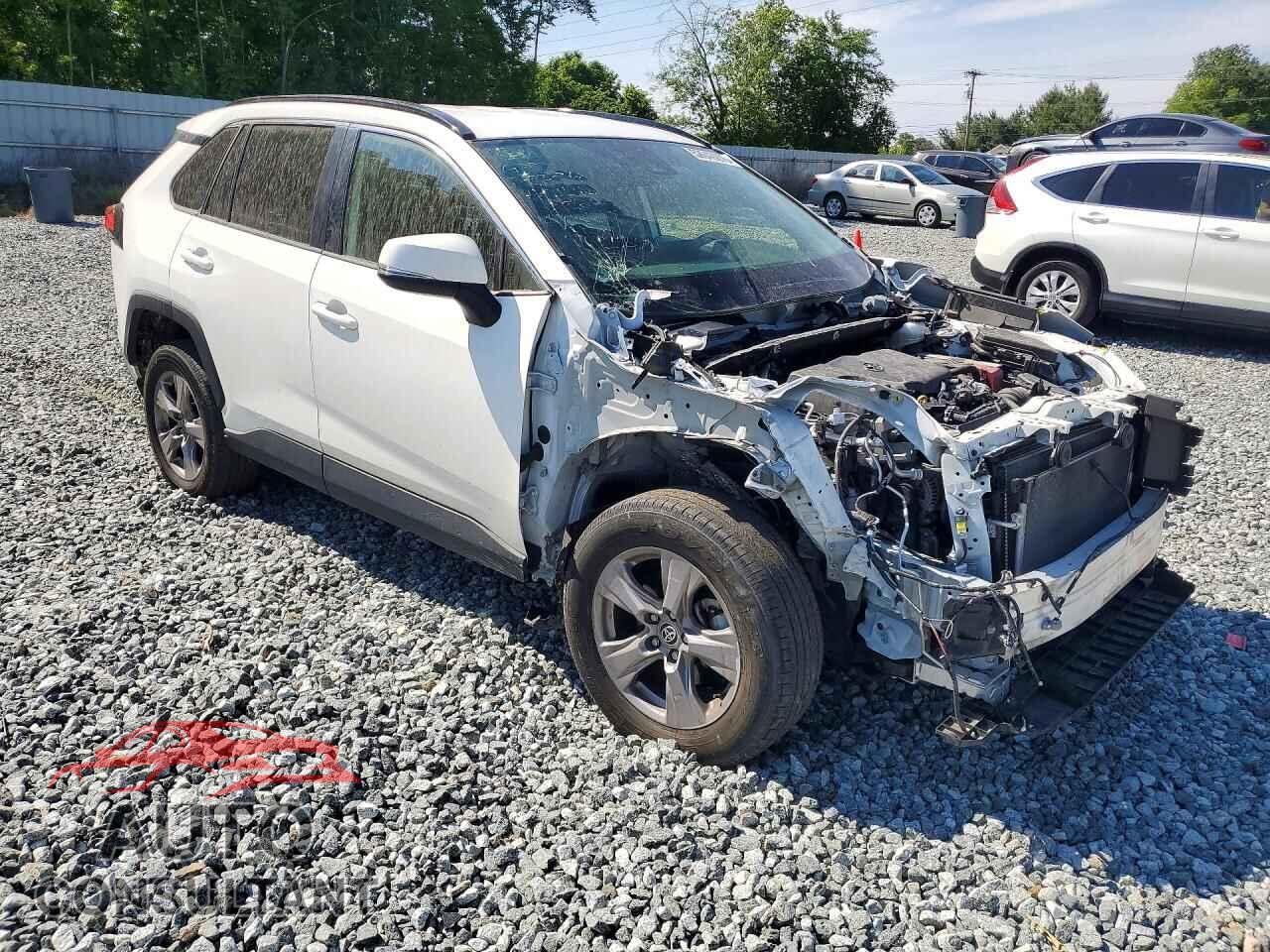TOYOTA RAV4 2024 - JTMP1RFV9RD108366