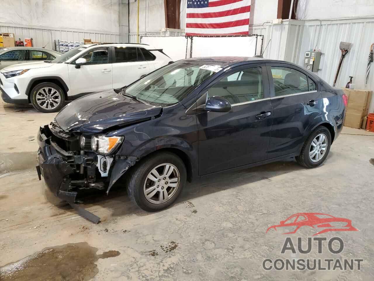 CHEVROLET SONIC 2016 - 1G1JC5SH3G4183045