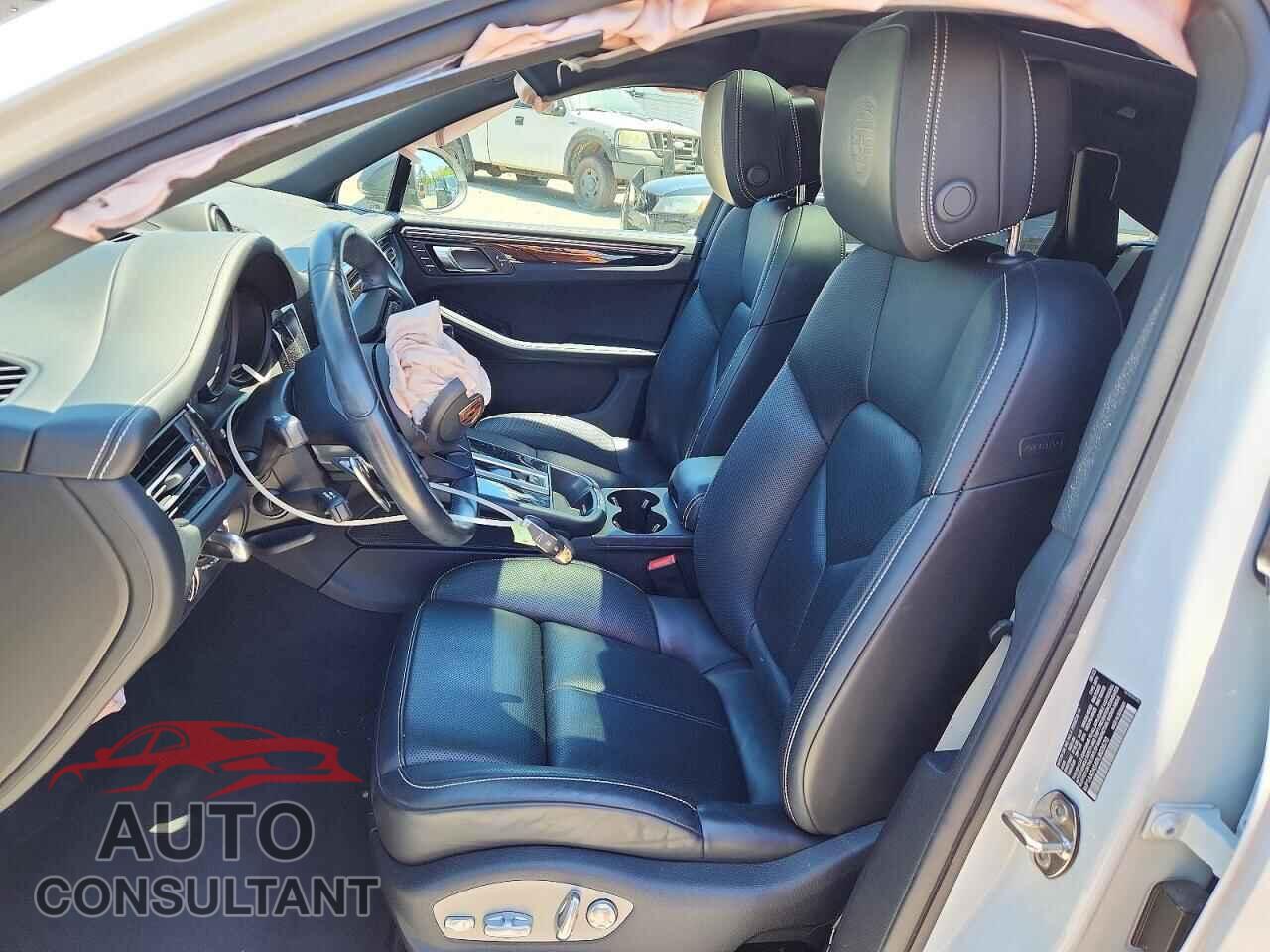 PORSCHE MACAN 2024 - WP1AA2A54RLB03570