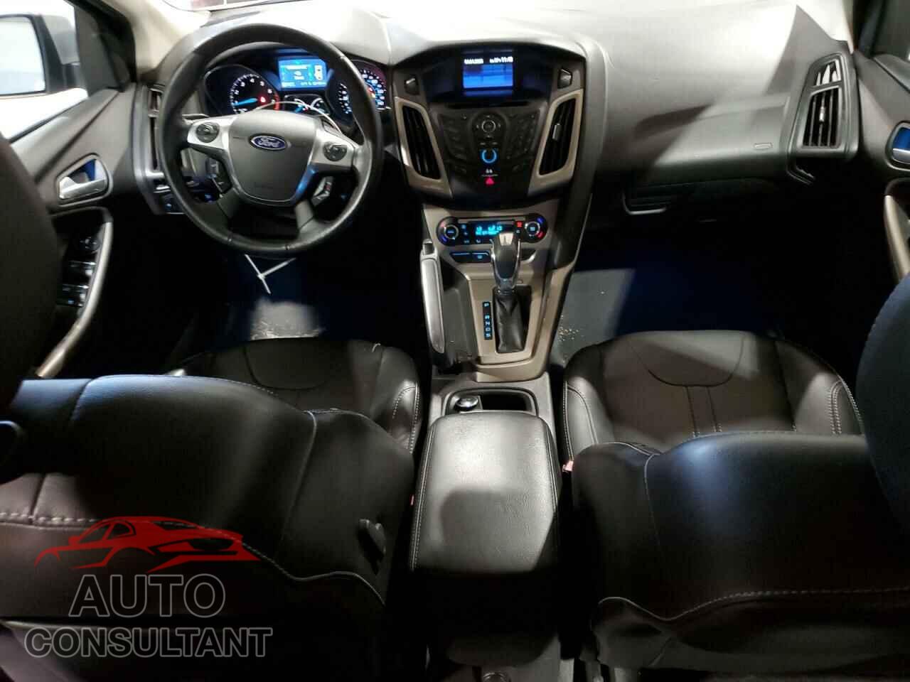 FORD FOCUS 2012 - 1FAHP3H22CL446956