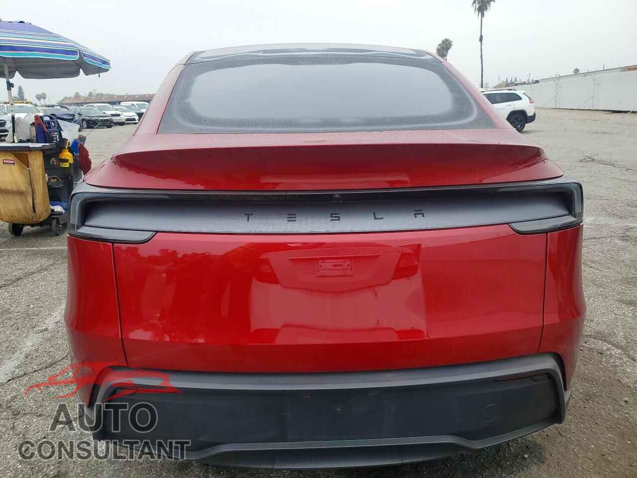 TESLA MODEL Y 2026 - 7SAYGDED0TF565228