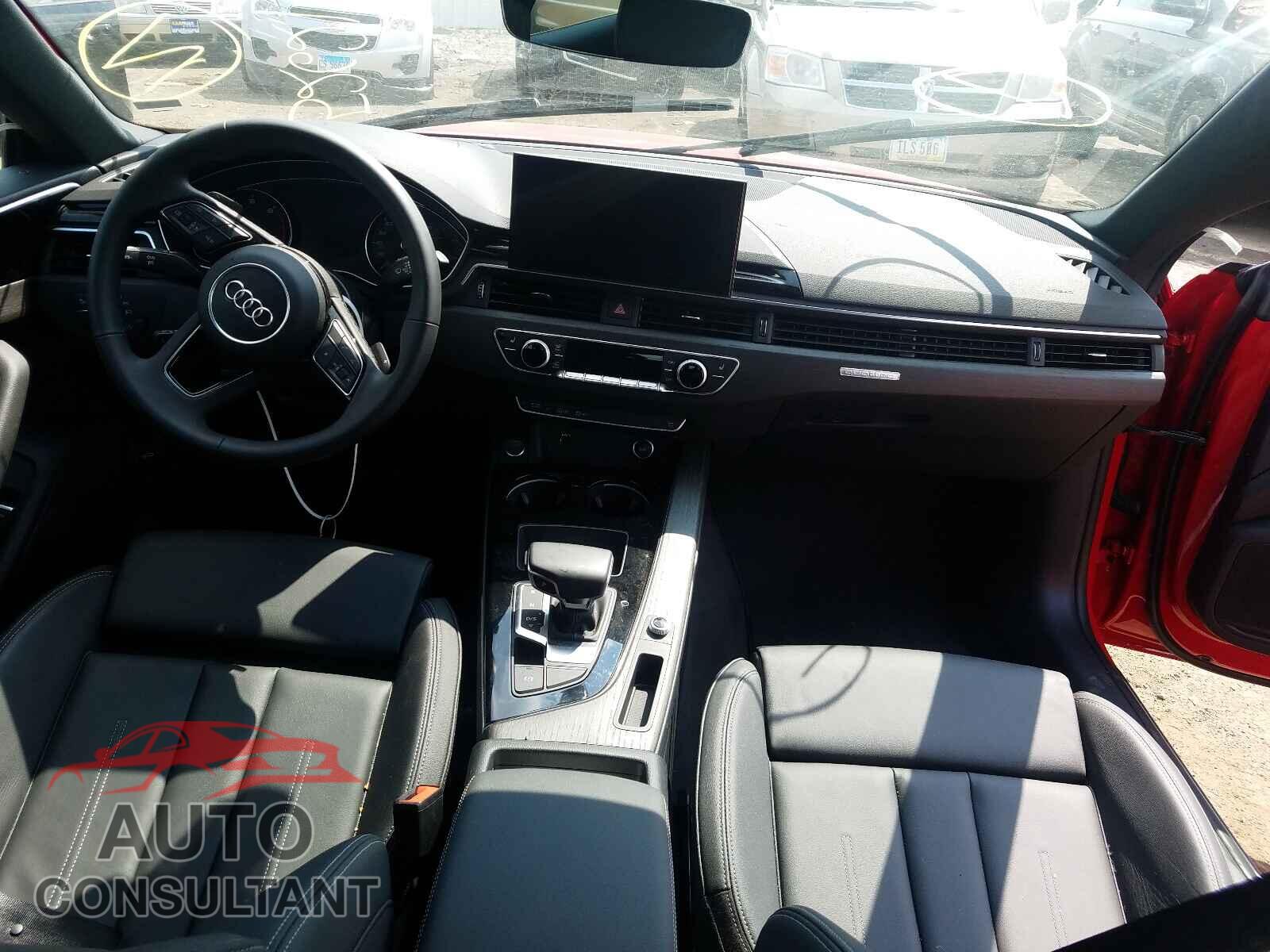 AUDI A5 2021 - WAUDACF56MA044438