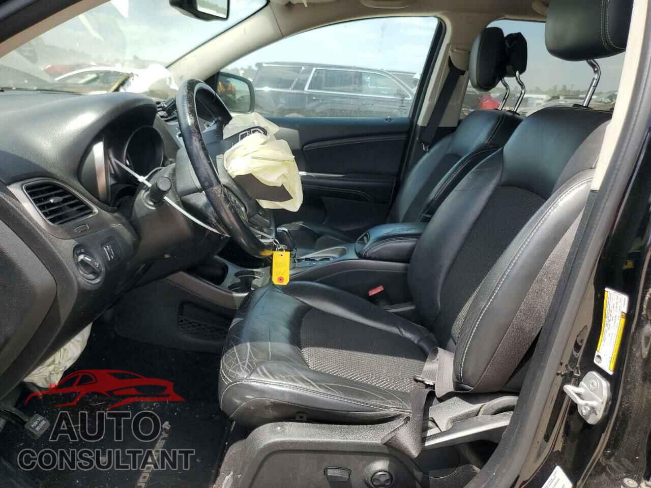 DODGE JOURNEY 2015 - 3C4PDCGB1FT553540