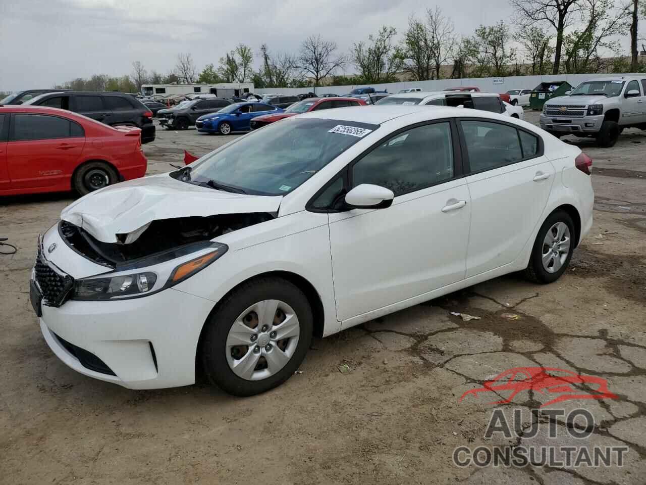 KIA FORTE 2018 - 3KPFK4A76JE242548