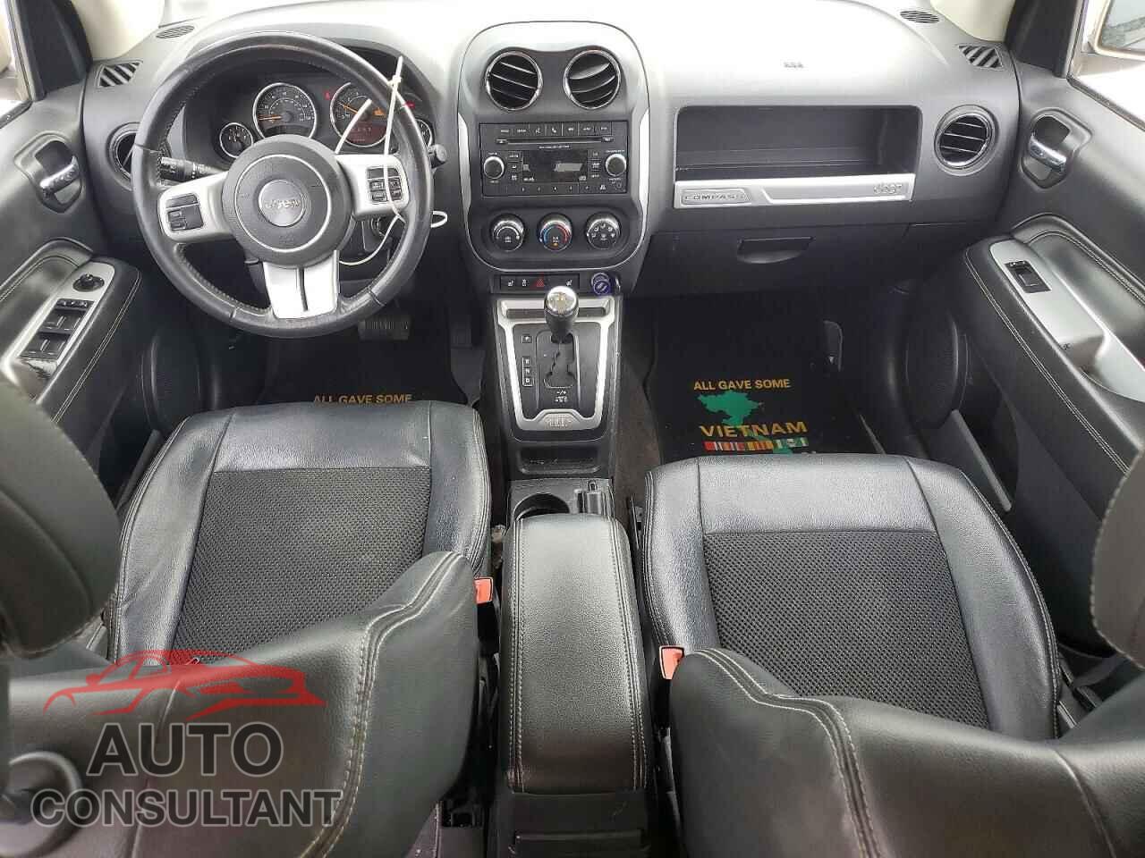 JEEP COMPASS 2017 - 1C4NJDEB7HD208966