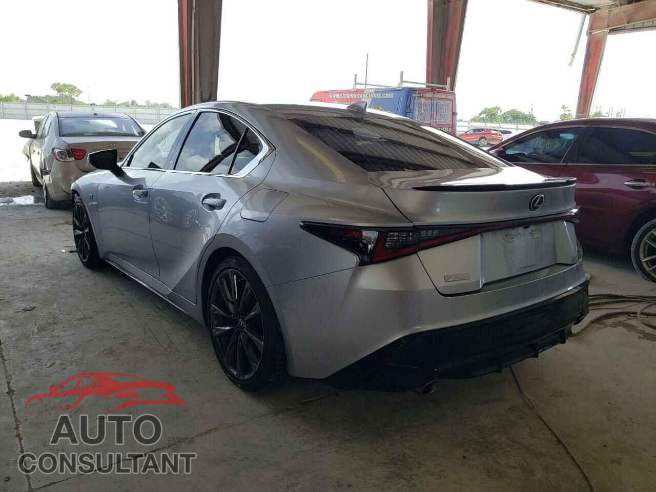 LEXUS IS 2021 - JTHGZ1B24M5042980