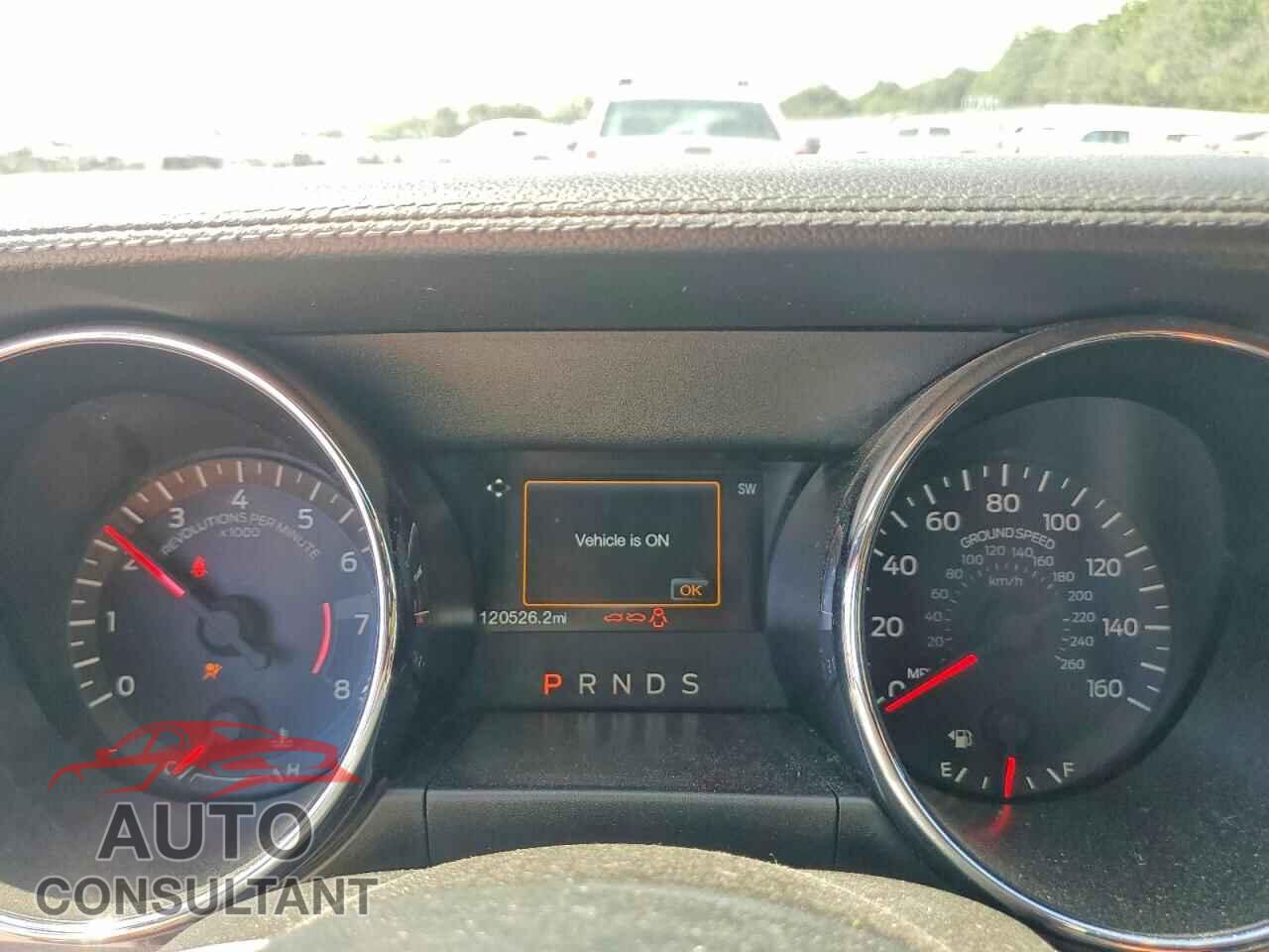 FORD MUSTANG 2017 - 1FATP8UH2H5278104