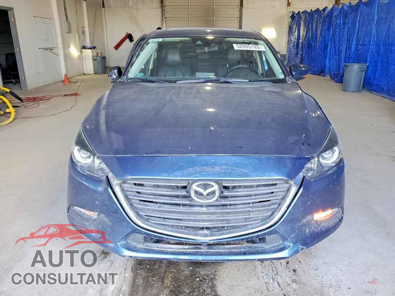 MAZDA 3 2018 - 3MZBN1L39JM235921