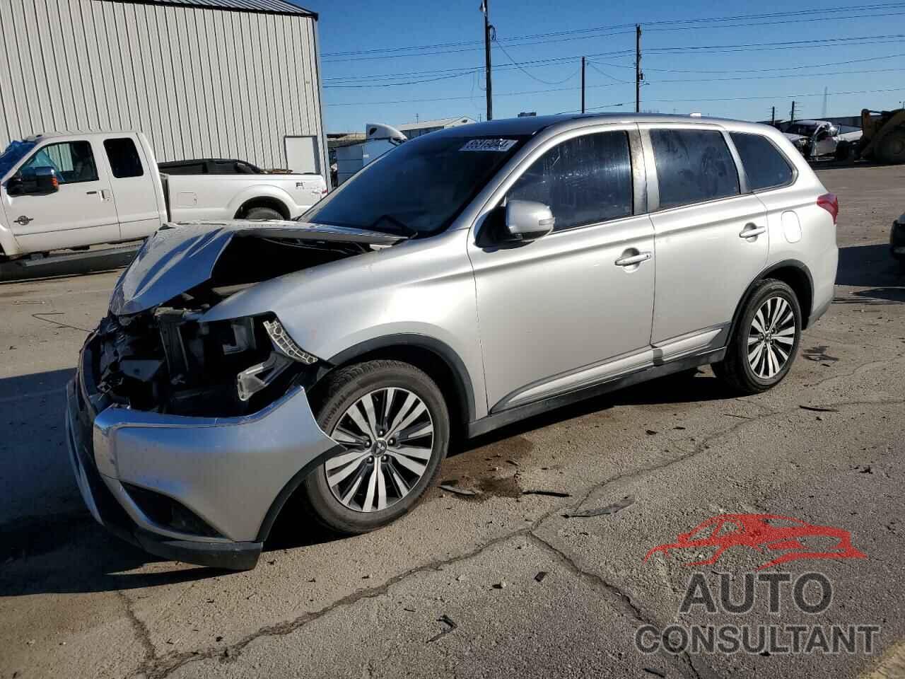MITSUBISHI OUTLANDER 2019 - JA4AD3A3XKZ035589
