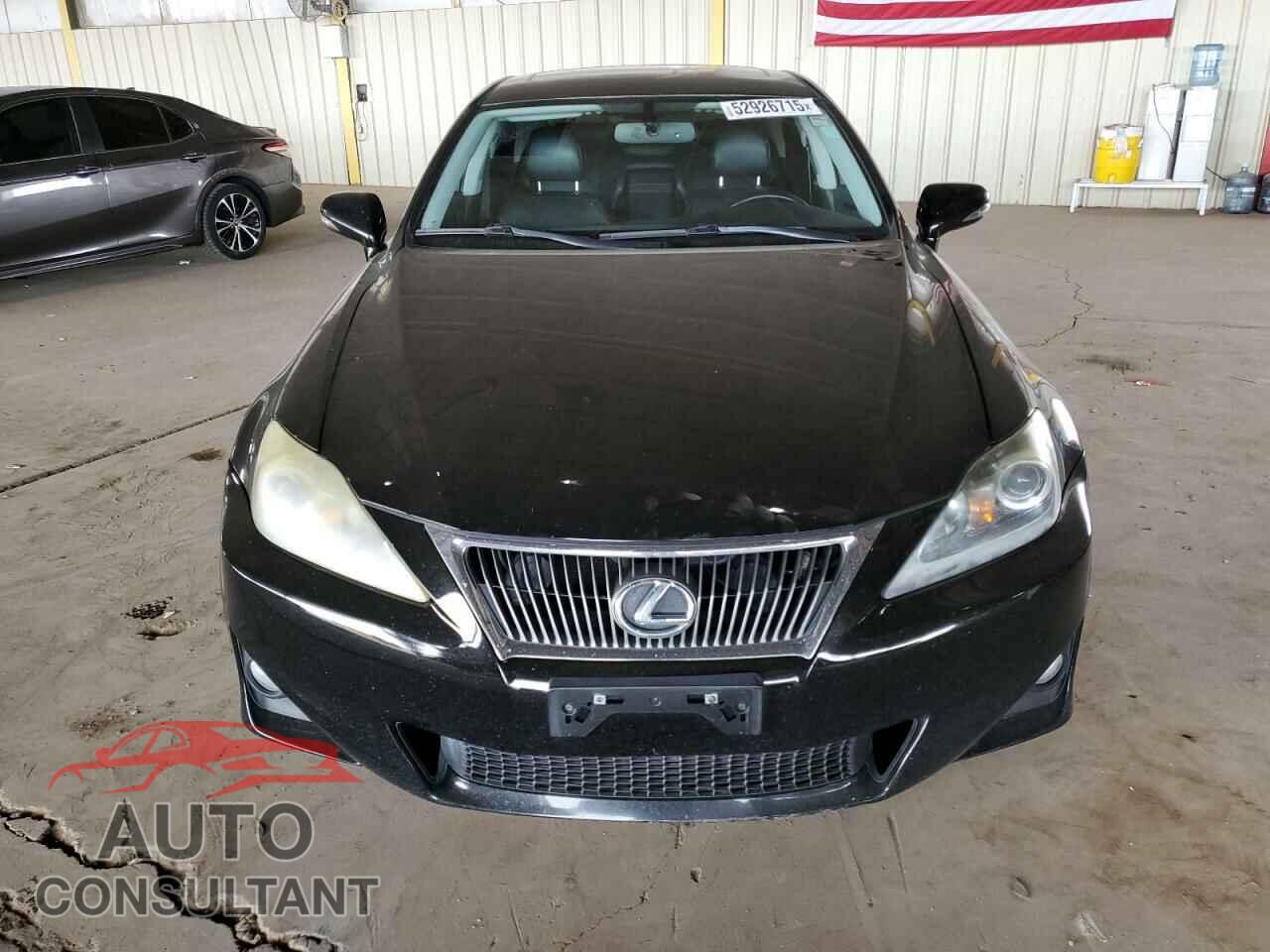 LEXUS IS 2011 - JTHBF5C26B5131083