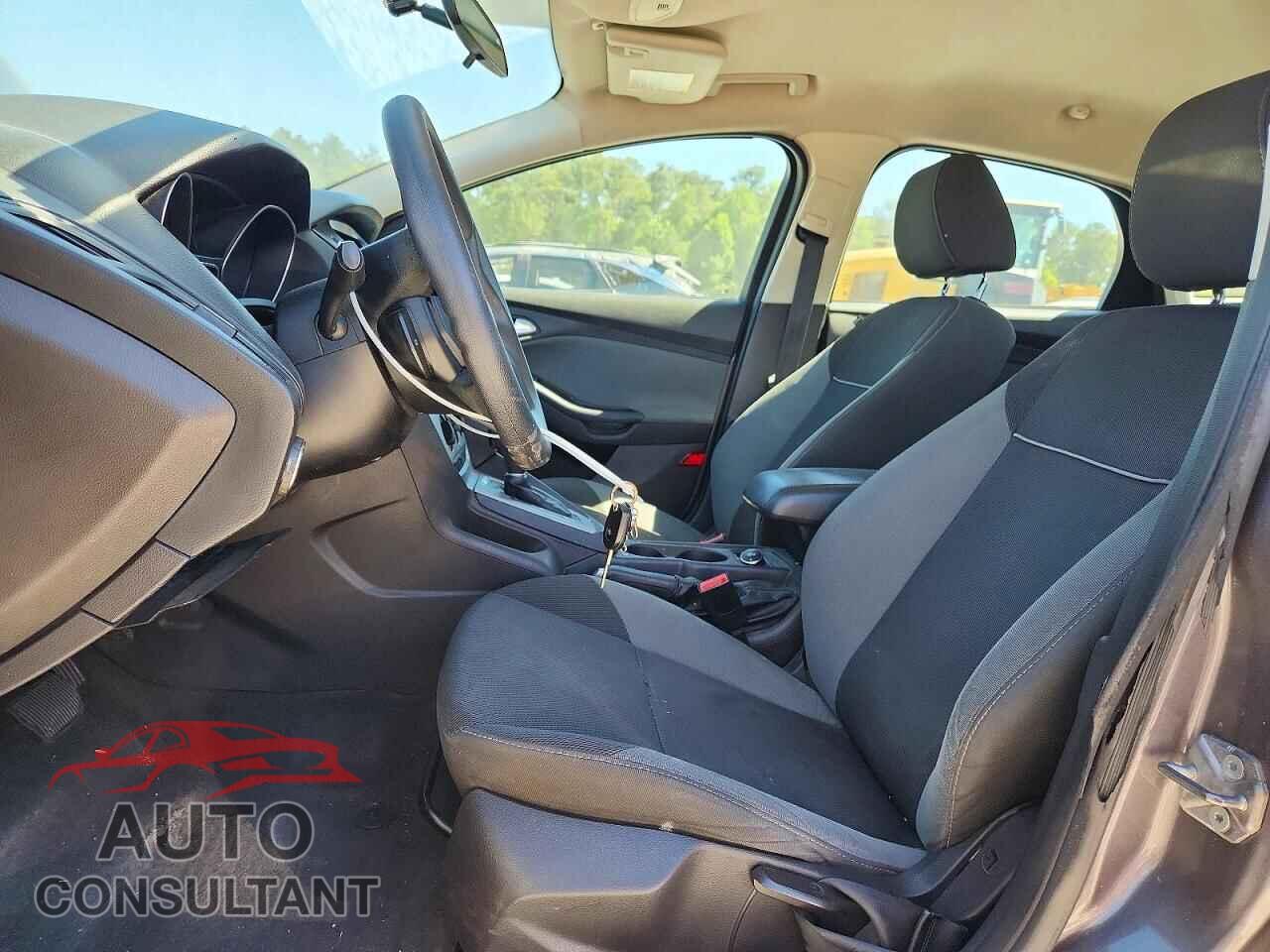 FORD FOCUS 2014 - 1FADP3F29EL235709