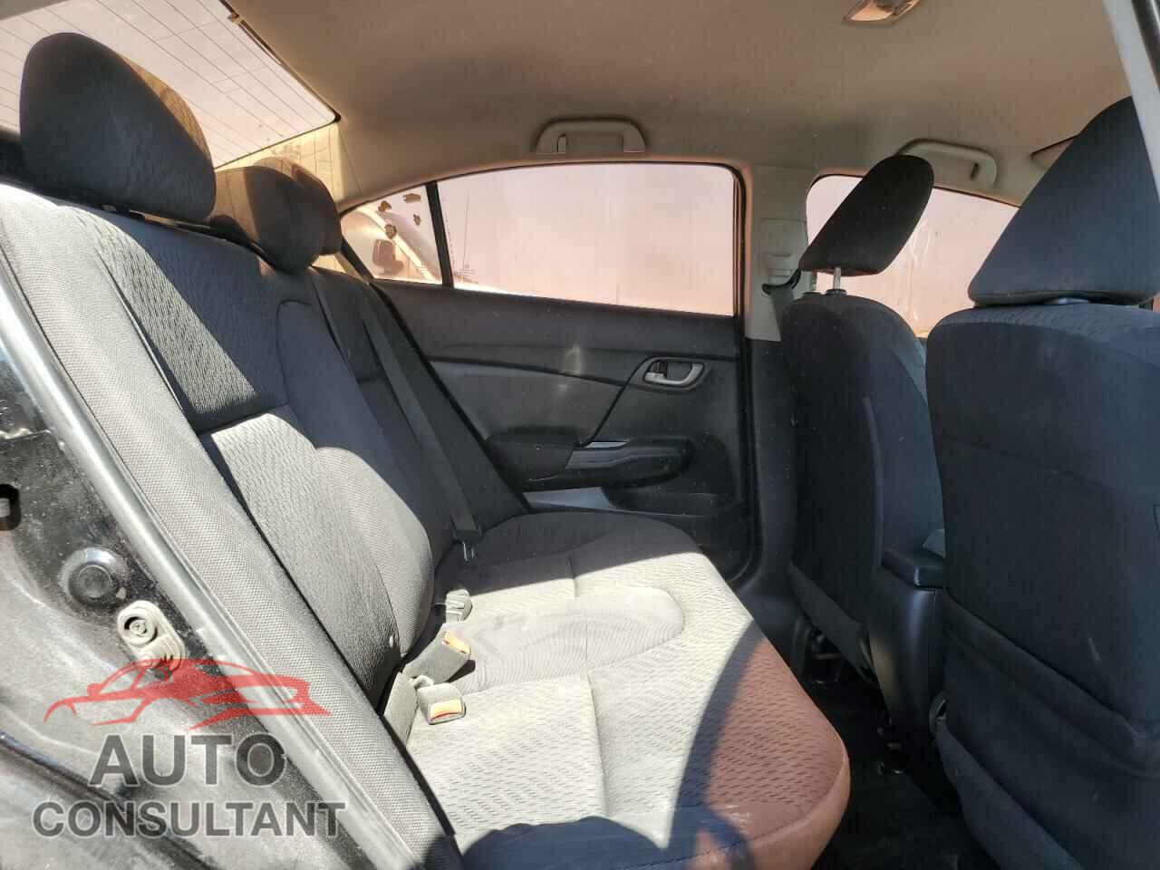 HONDA CIVIC 2015 - 2HGFB2F59FH500103