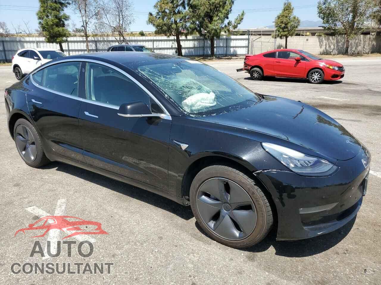 TESLA MODEL 3 2019 - 5YJ3E1EAXKF304866
