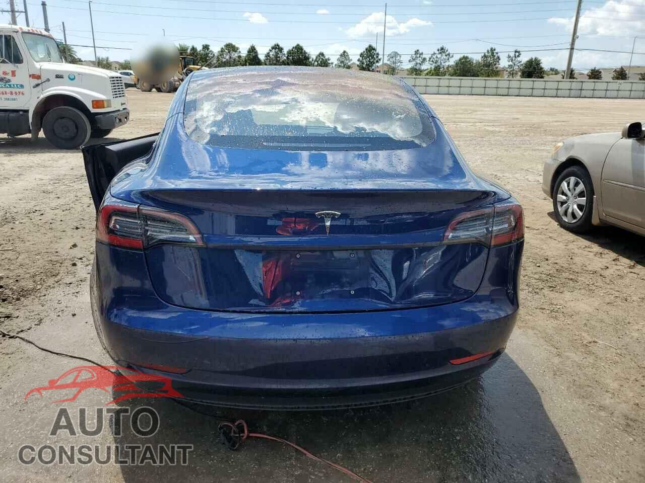 TESLA MODEL 3 2018 - 5YJ3E1EA1JF031217