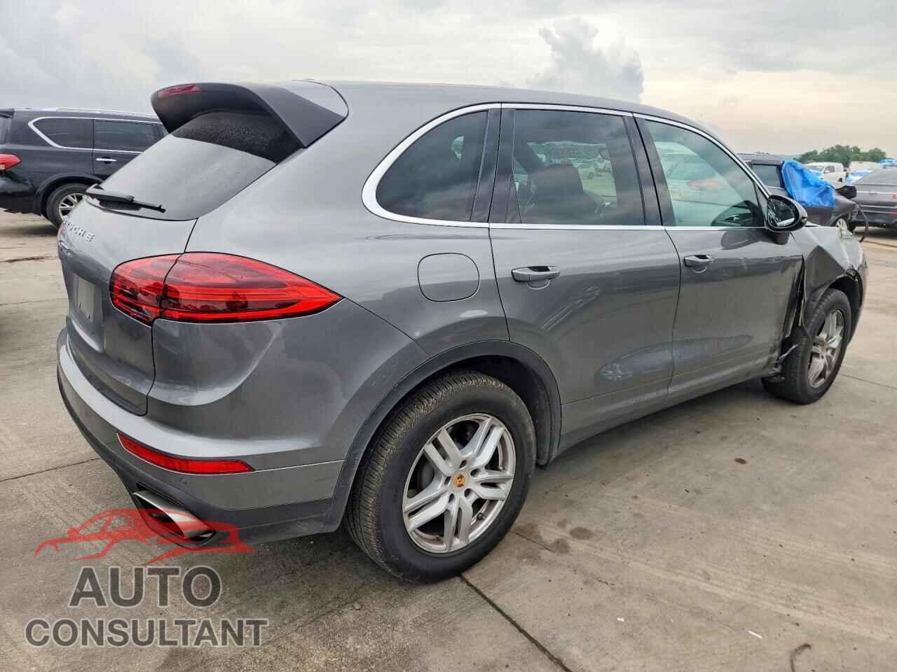 PORSCHE CAYENNE 2016 - WP1AA2A27GKA14181