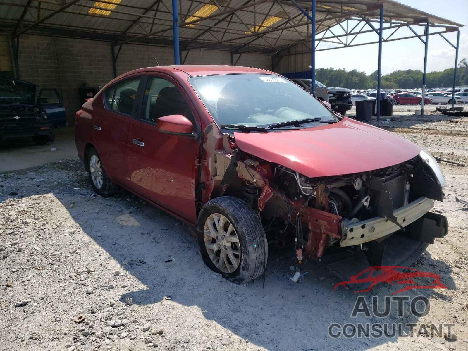 NISSAN VERSA 2018 - 3N1CN7AP2JL862744