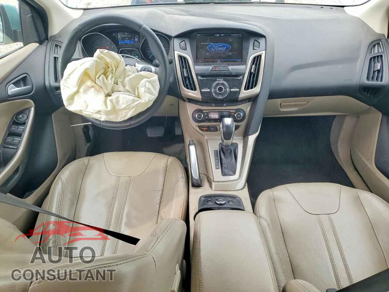 FORD FOCUS 2012 - 1FAHP3M2XCL377536