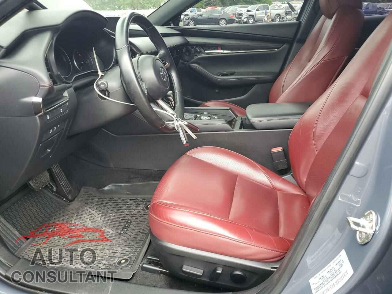 MAZDA 3 2022 - JM1BPALL3N1520002