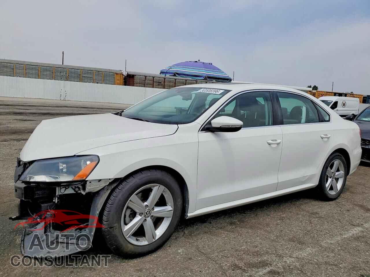 VOLKSWAGEN PASSAT 2012 - 1VWBP7A36CC083620