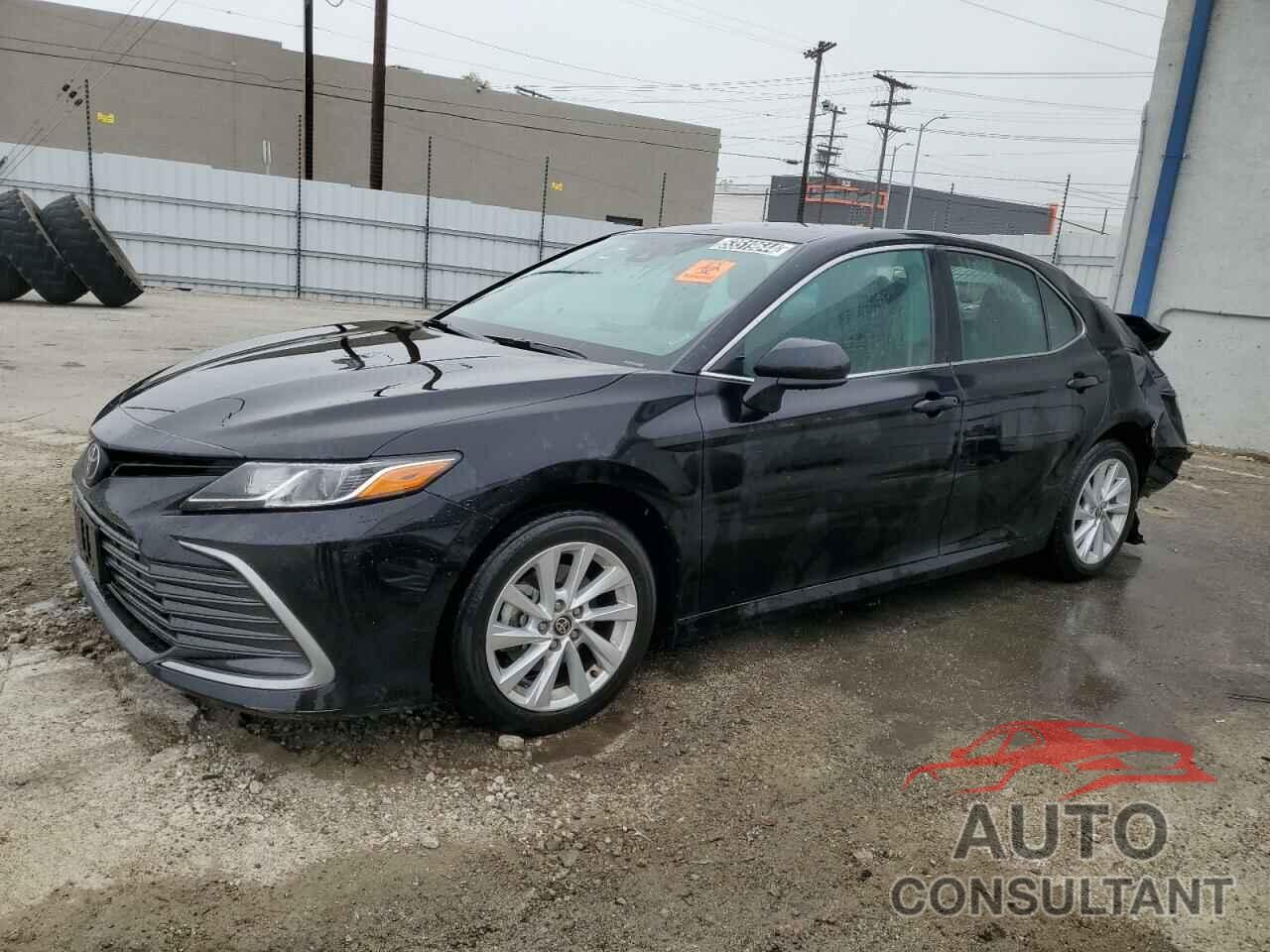 TOYOTA CAMRY 2022 - 4T1C11AK6NU001164