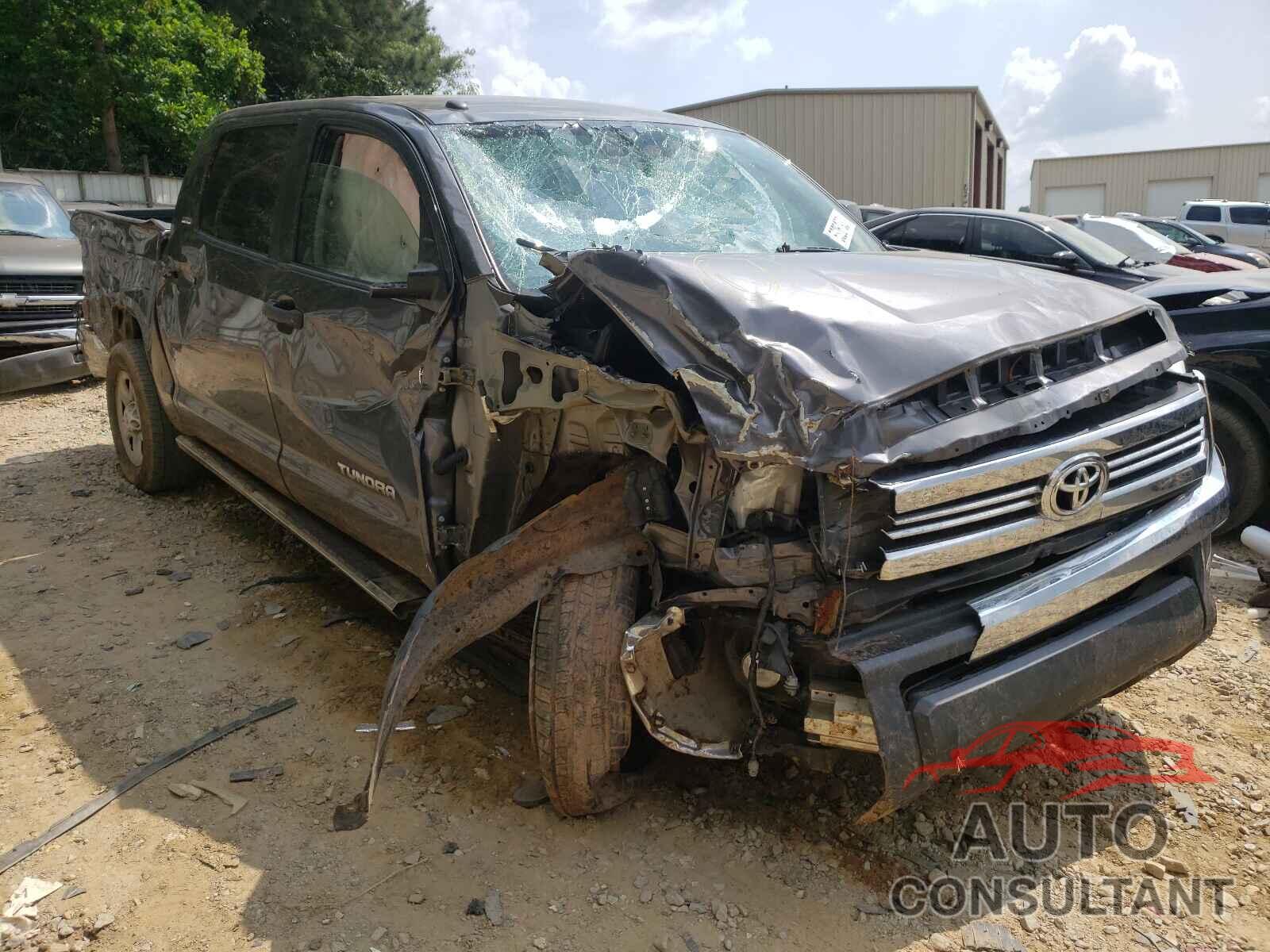 TOYOTA TUNDRA 2017 - 5TFDW5F15HX612274