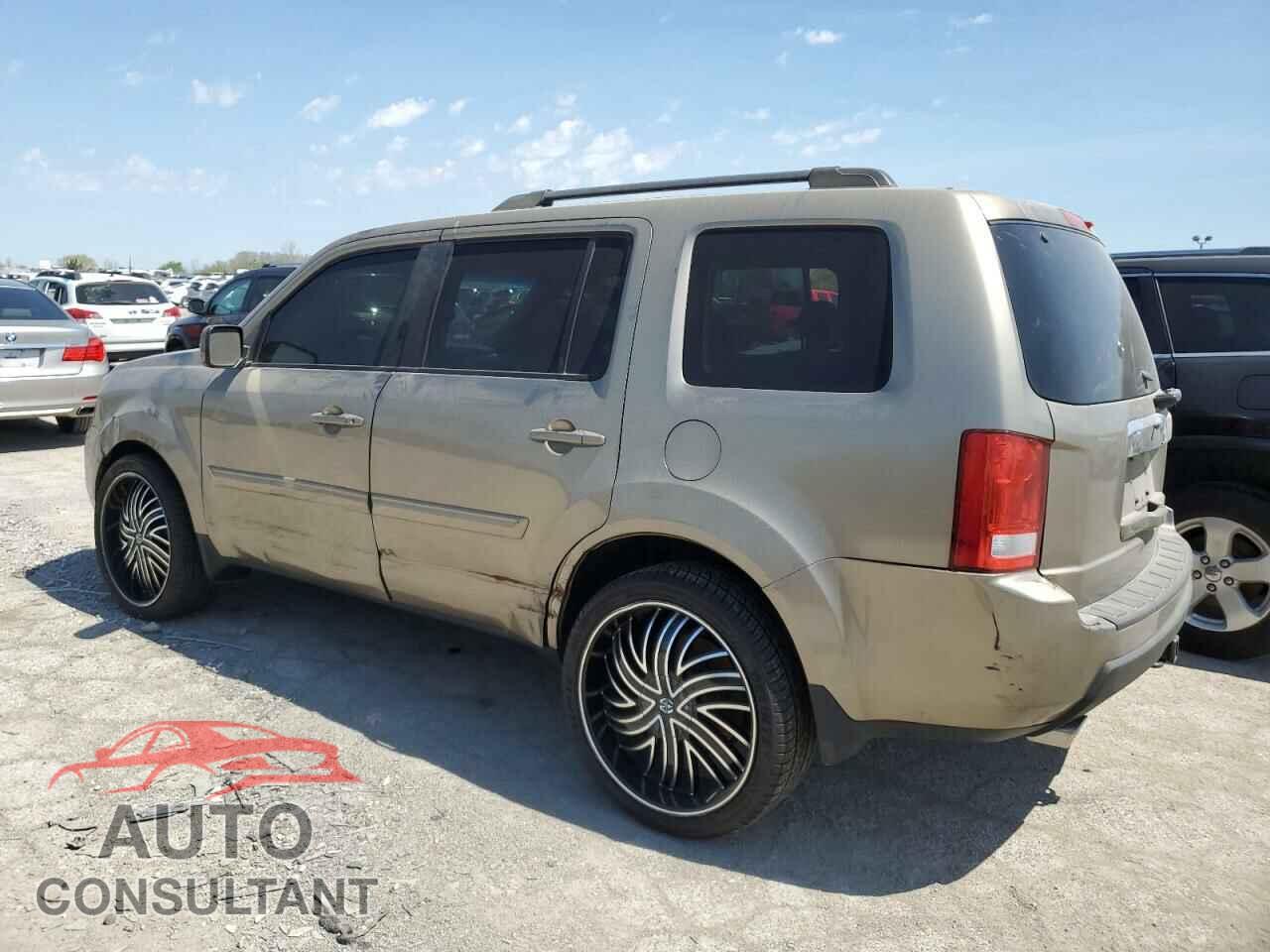 HONDA PILOT 2011 - 5FNYF3H51BB036593