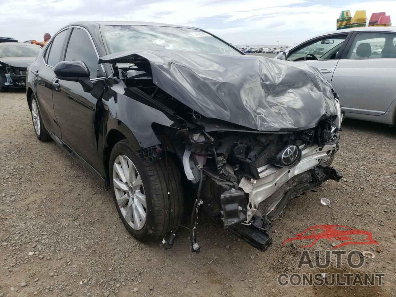 TOYOTA CAMRY 2018 - 4T1B11HK2JU596994