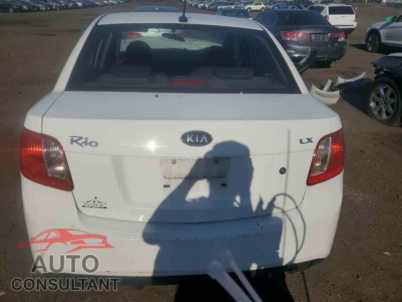 KIA RIO 2011 - KNADH4A33B6731450