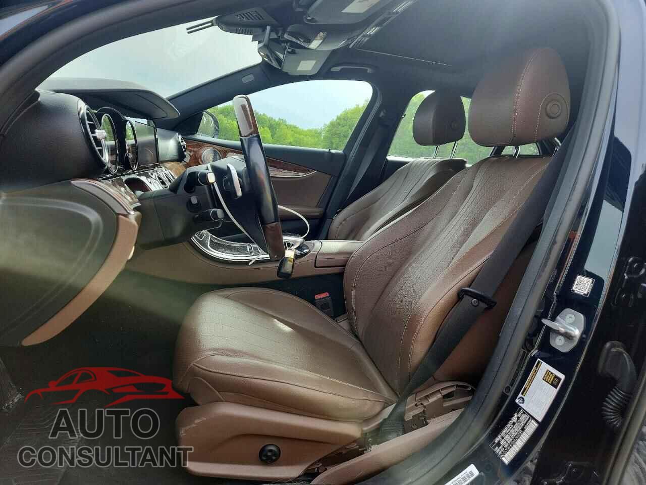 MERCEDES-BENZ E-CLASS 2017 - WDDZF4KBXHA206529