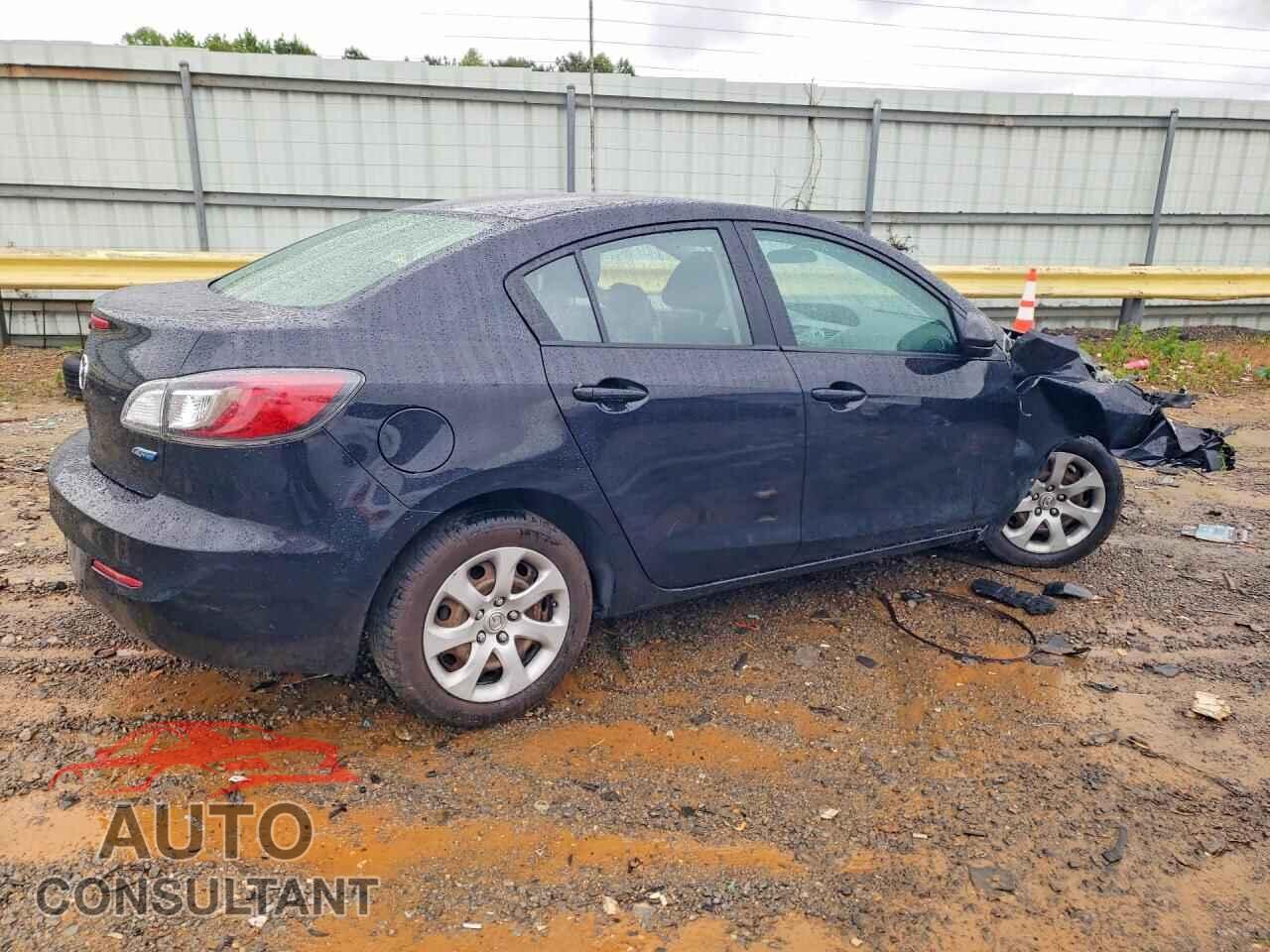 MAZDA 3 2013 - JM1BL1U79D1815472