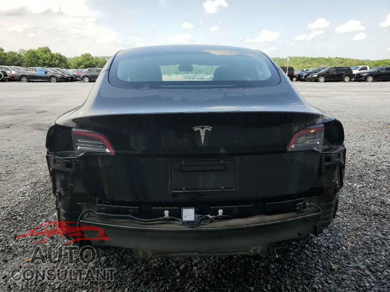 TESLA MODEL 3 2023 - 5YJ3E1EAXPF434976