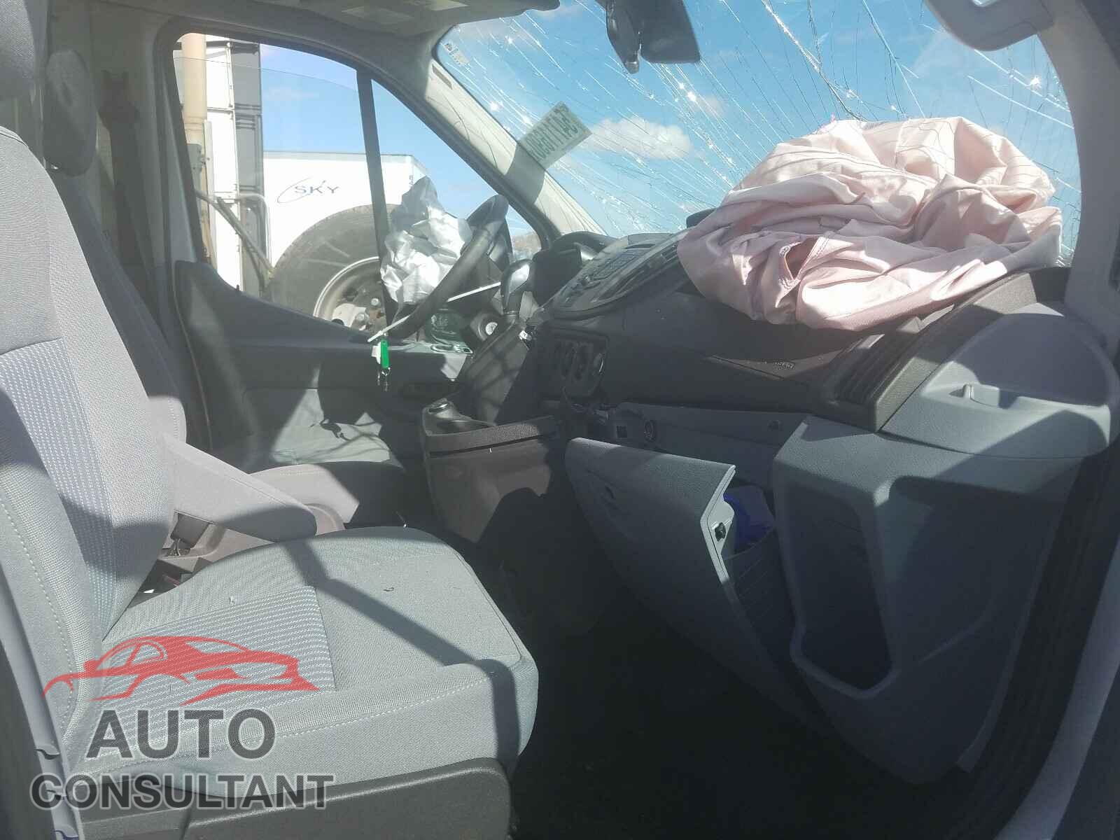 FORD TRANSIT CO 2019 - 1FDBF8ZM8KKB90712