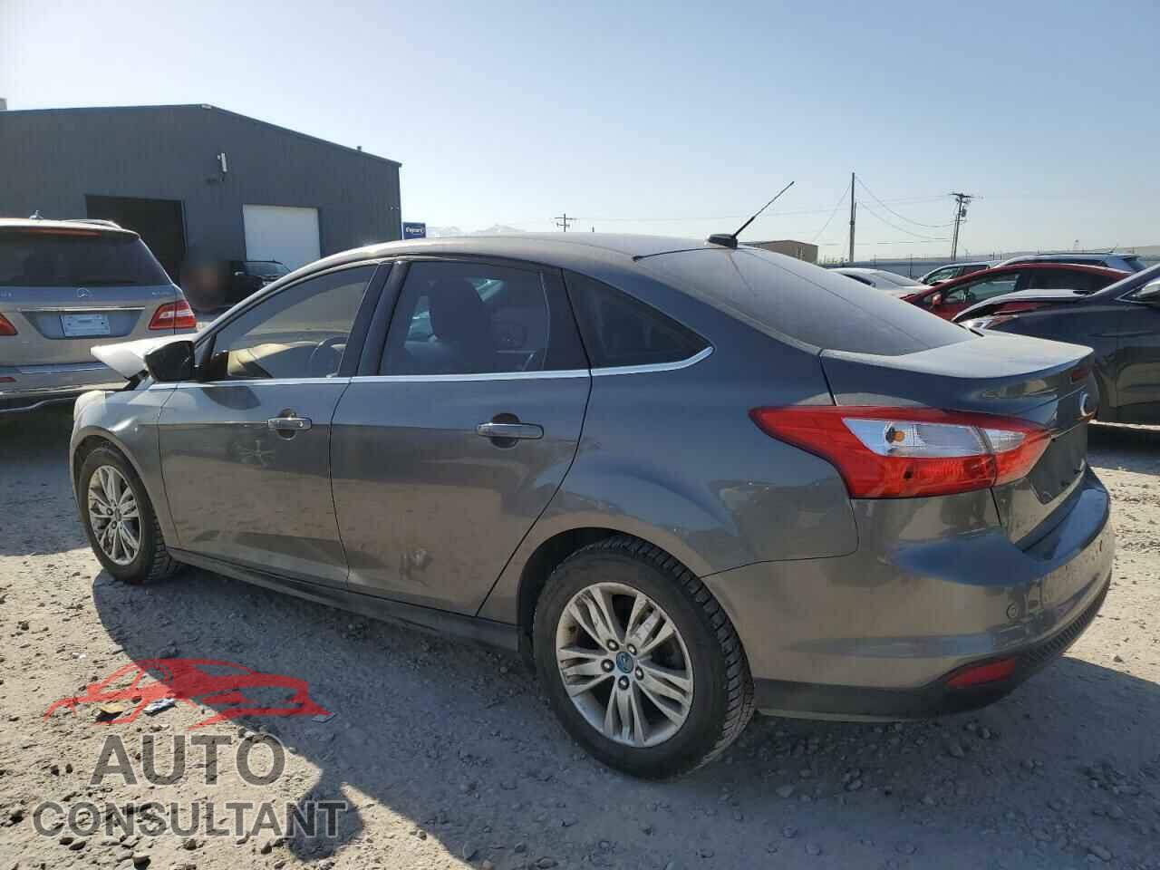 FORD FOCUS 2012 - 1FAHP3H21CL177400