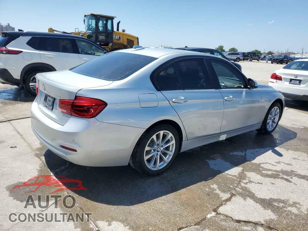 BMW 3 SERIES 2017 - WBA8E1G33HNU18381