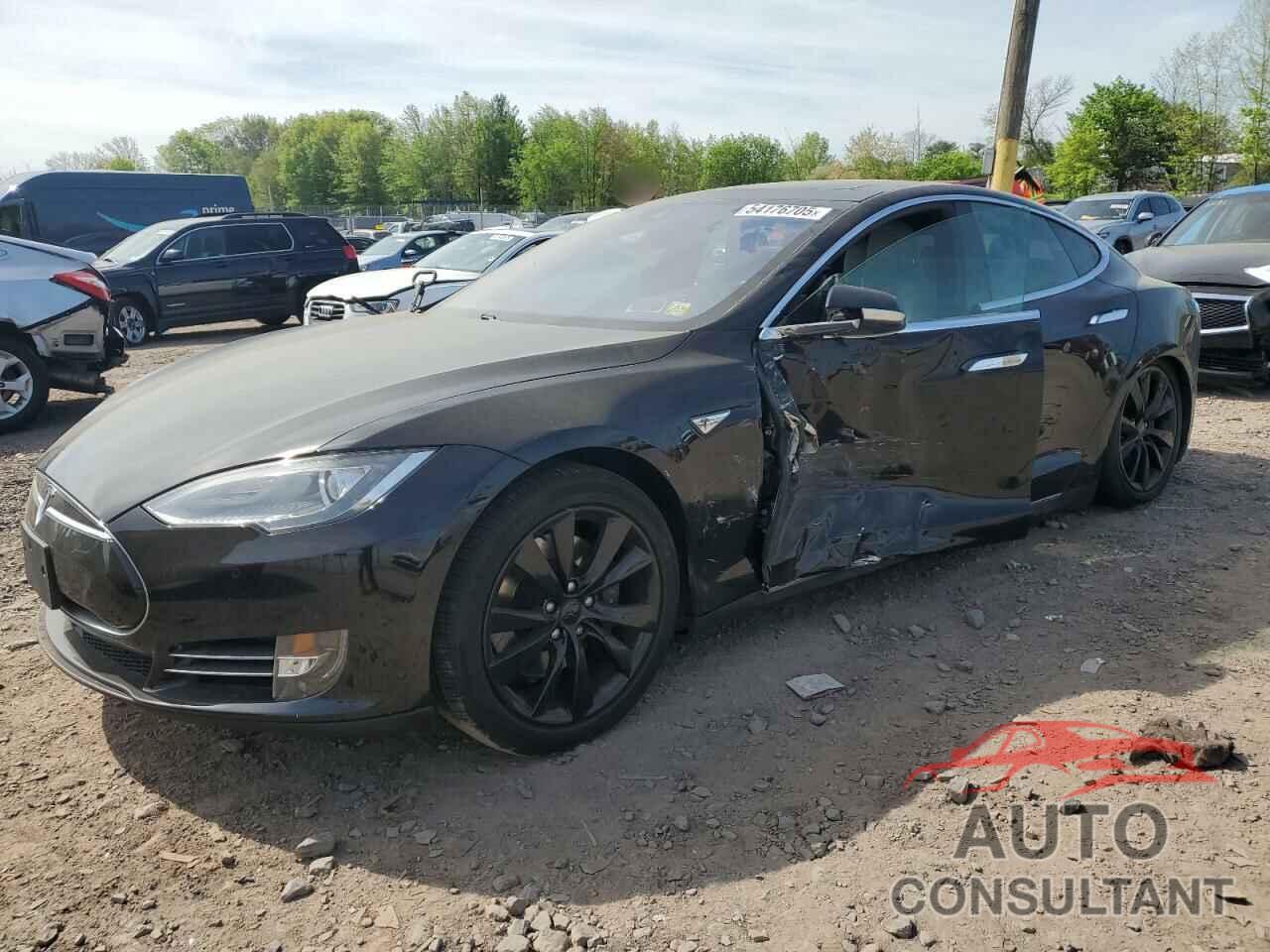 TESLA MODEL S 2016 - 5YJSA1E28GF131212