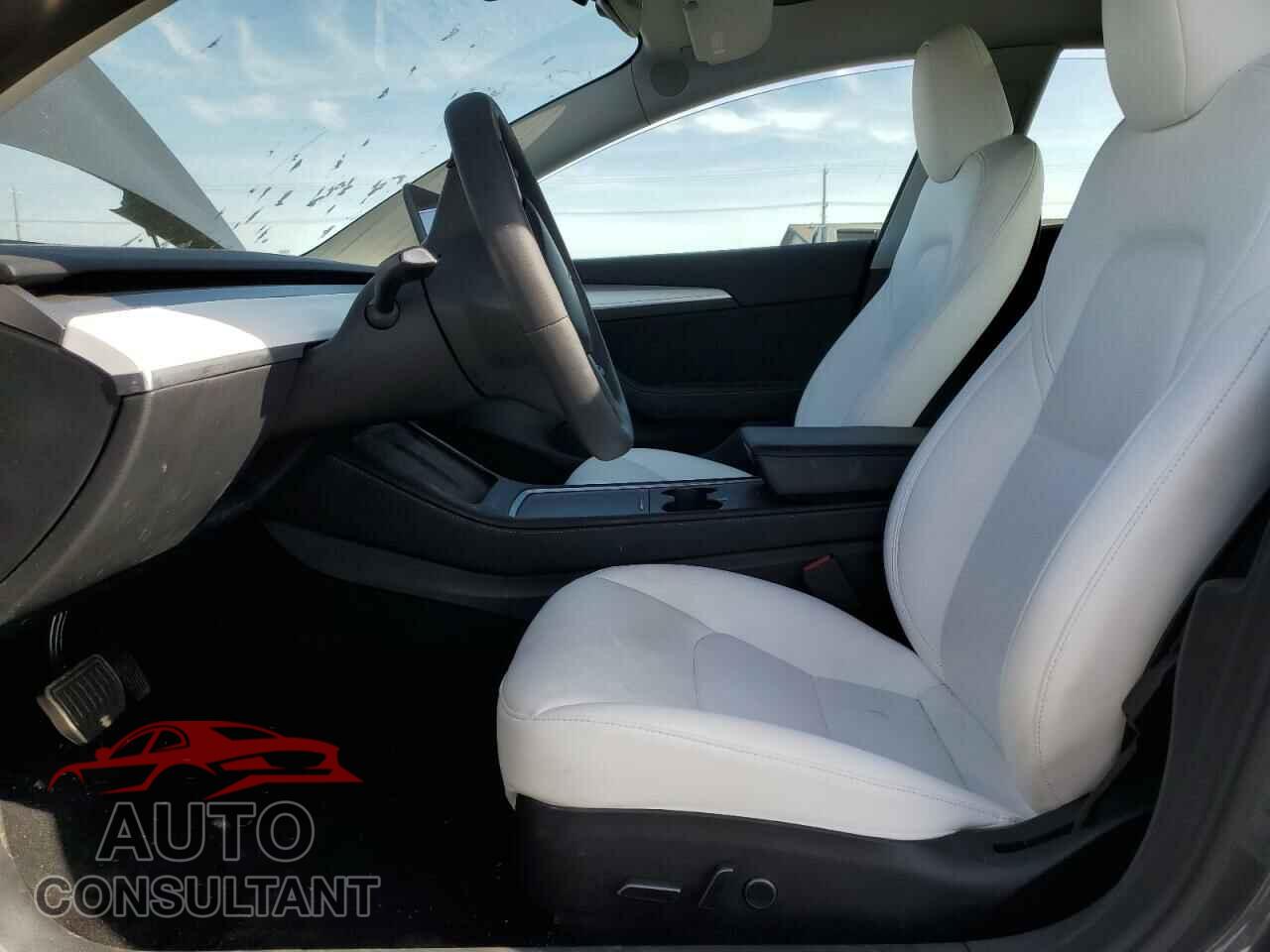 TESLA MODEL 3 2023 - 5YJ3E1EA3PF669736