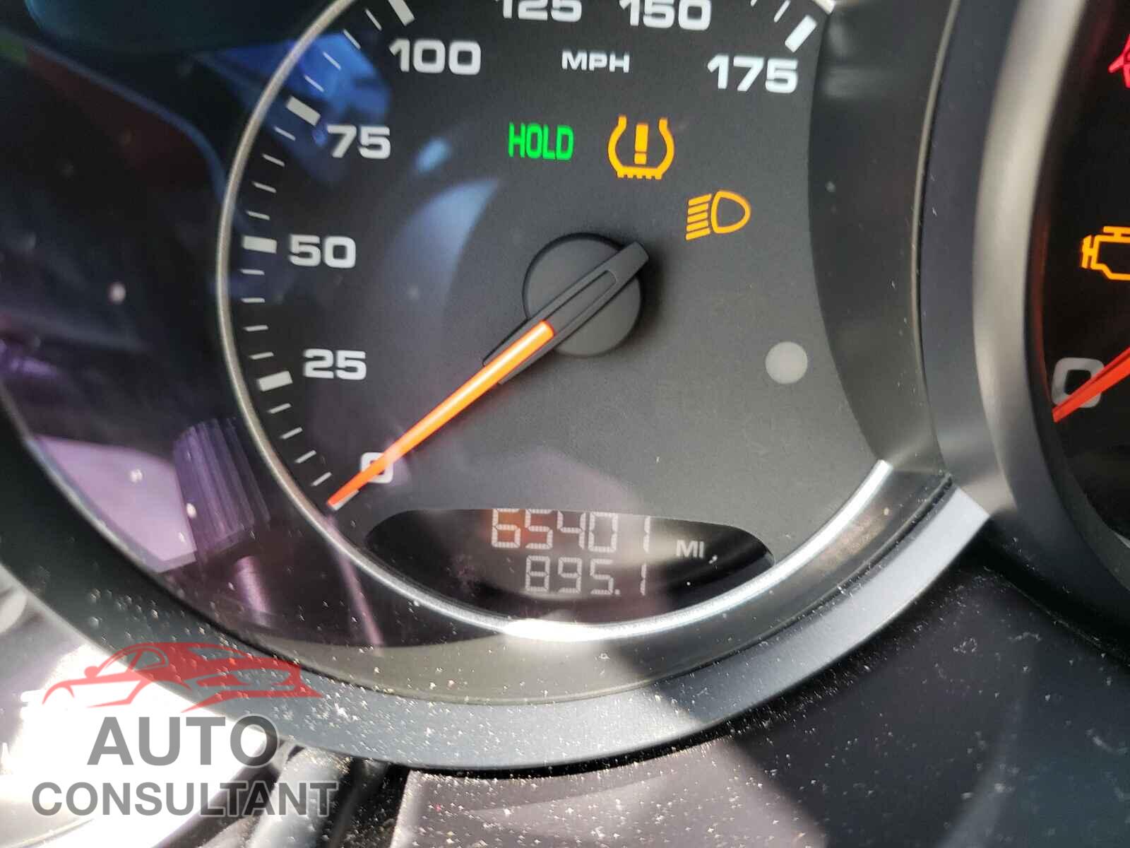 PORSCHE CAYENNE 2017 - WP1AA2A20HKA82128