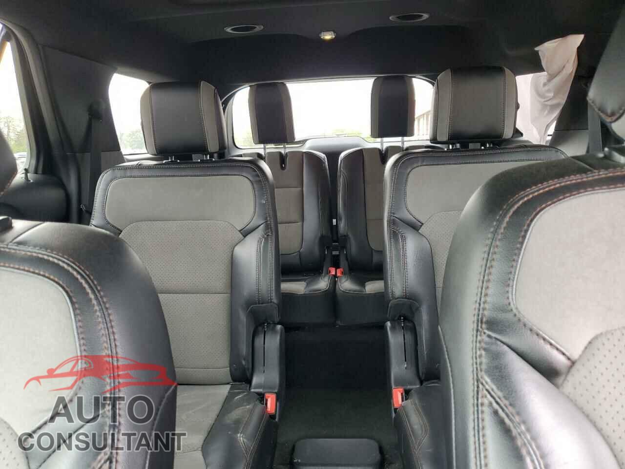 FORD EXPLORER 2017 - 1FM5K8D83HGC75682